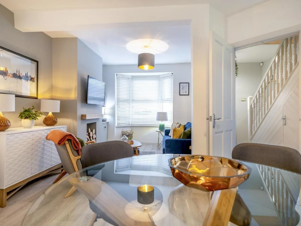 Pass The Keys 58 Lw Ave Stunning 2Br Terrace Top Location Lots Nearby ベルファスト 0*,